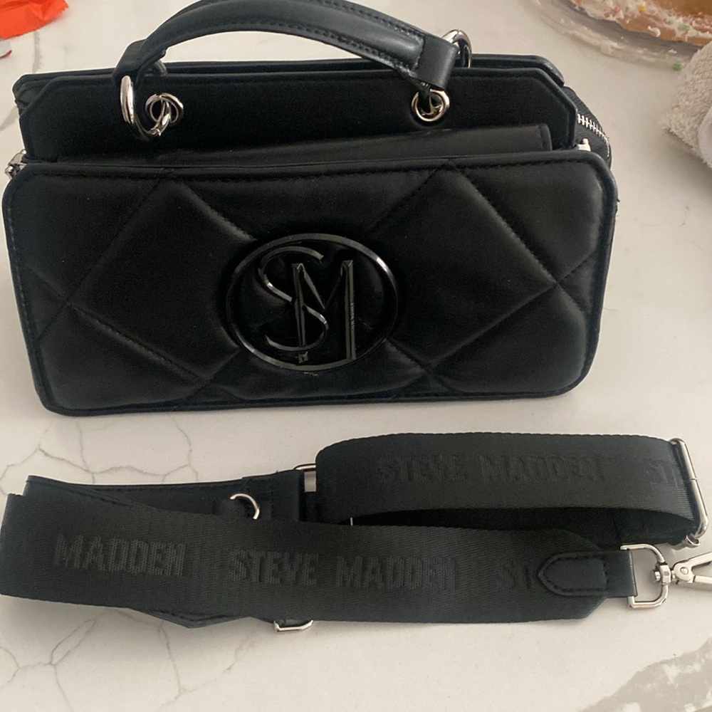 Steve Madden crossbody - Picture 2 of 5